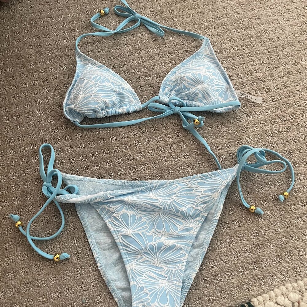 Amazon Bikini